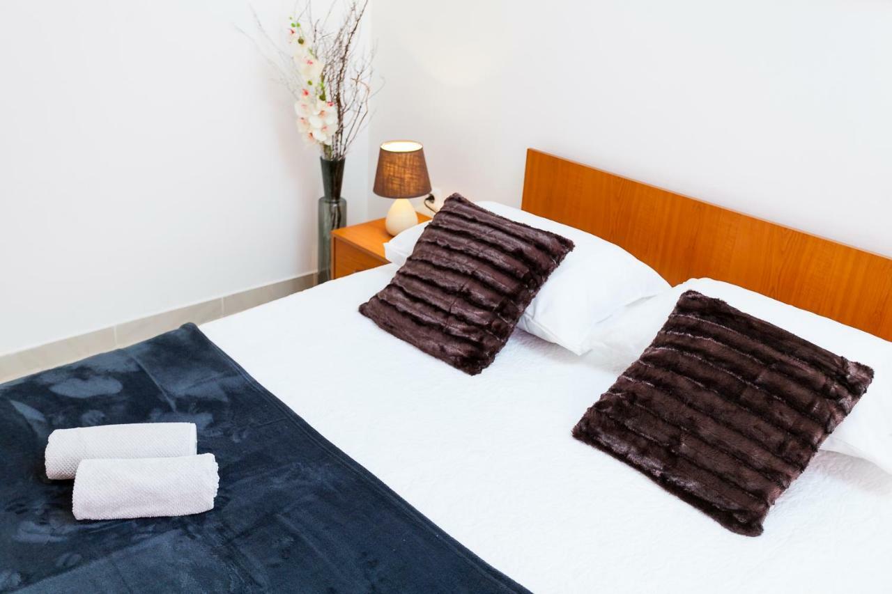 Guest House Mara 벨라루카 외부 사진
