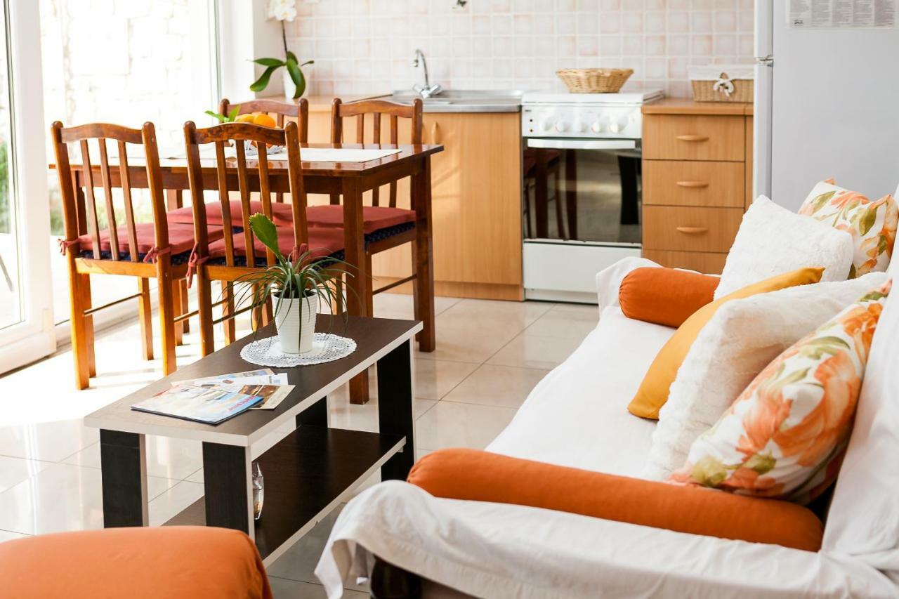 Guest House Mara 벨라루카 외부 사진