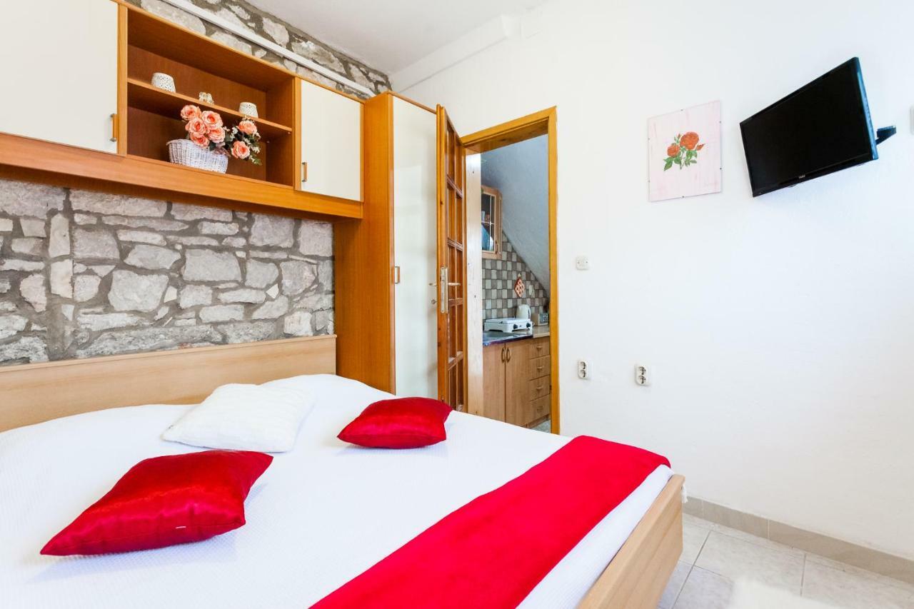 Guest House Mara 벨라루카 외부 사진