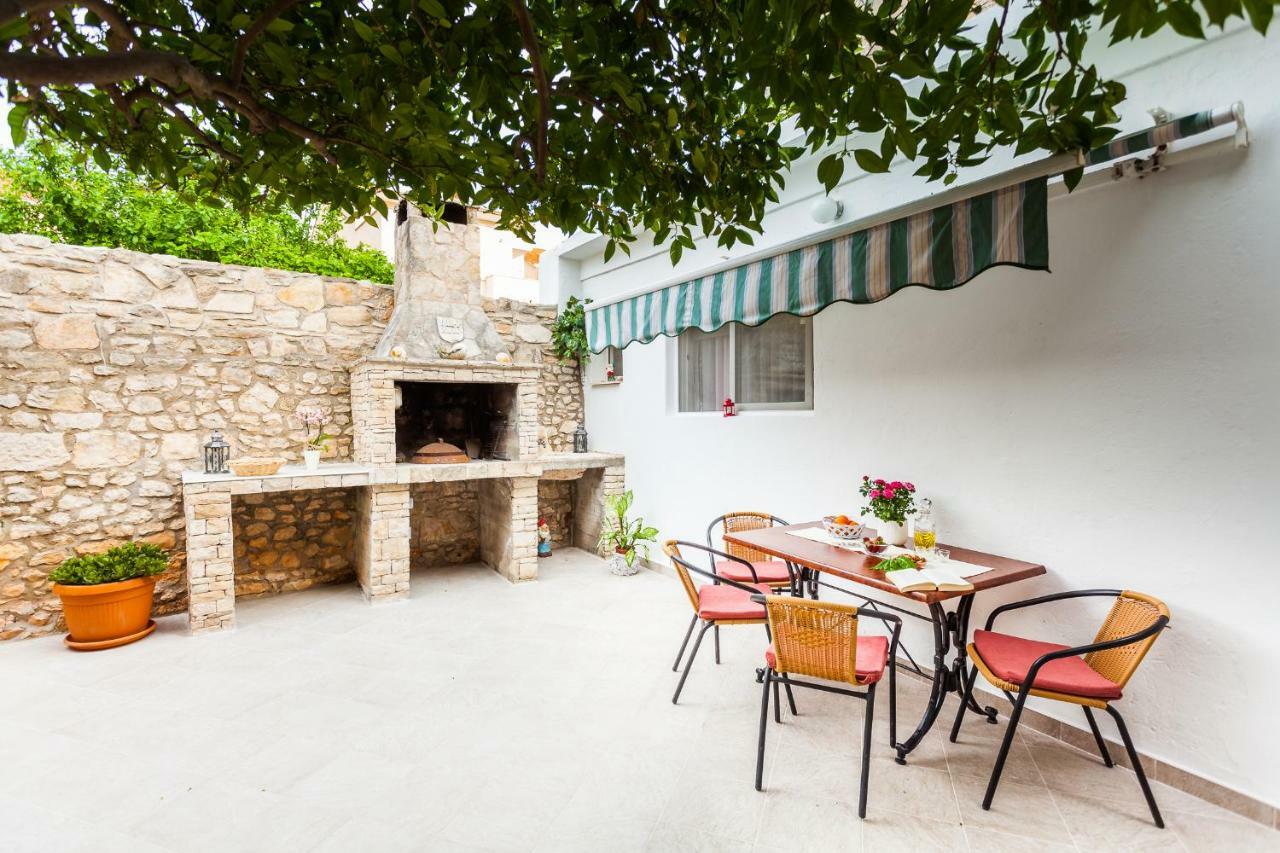 Guest House Mara 벨라루카 외부 사진