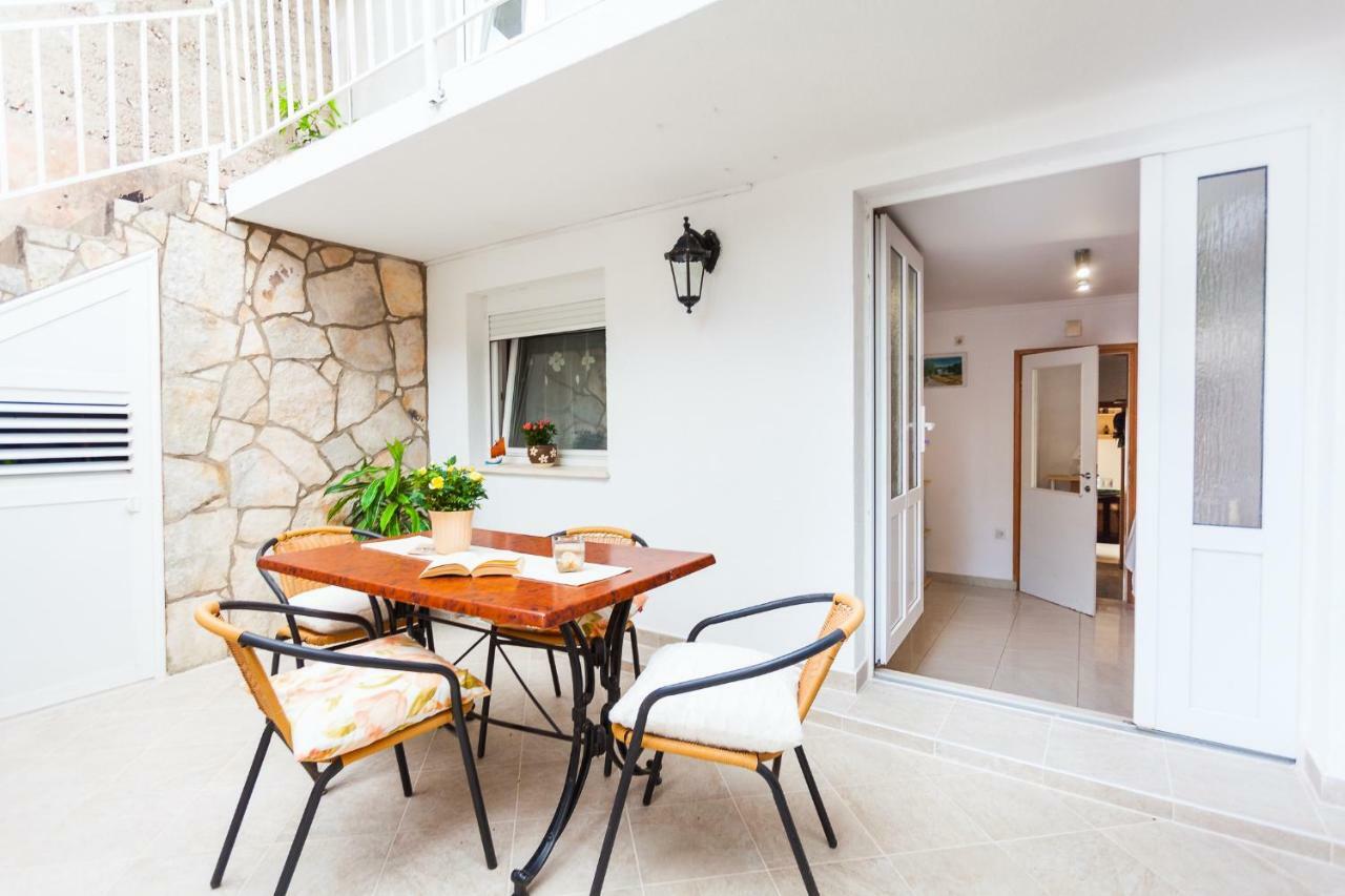 Guest House Mara 벨라루카 외부 사진